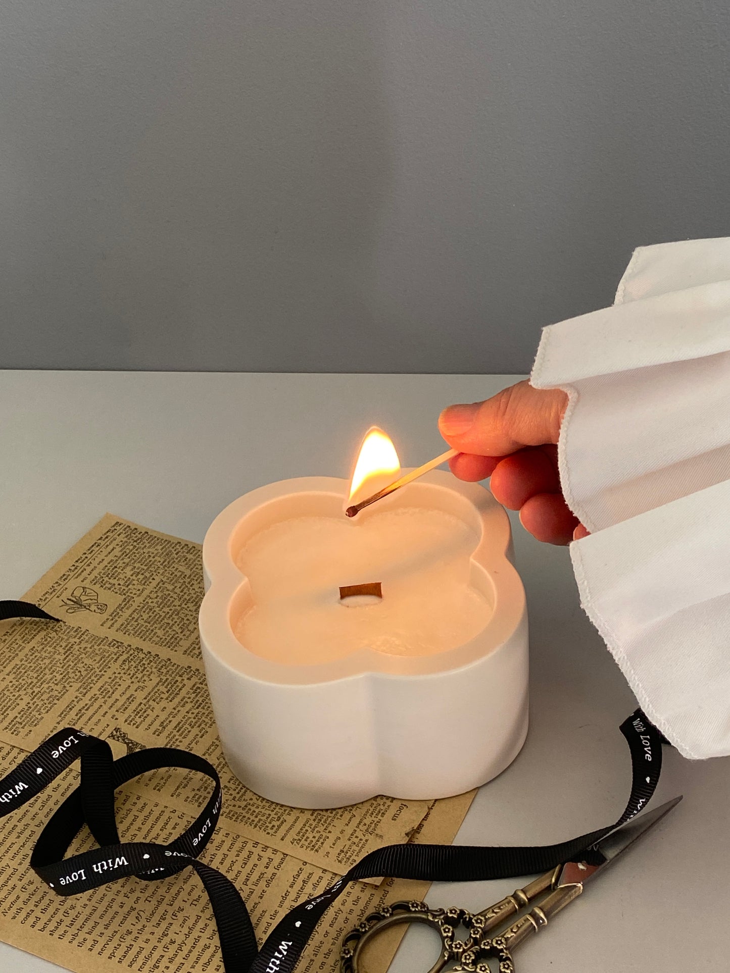 Handcrafted Four-leaf clover container scented candles