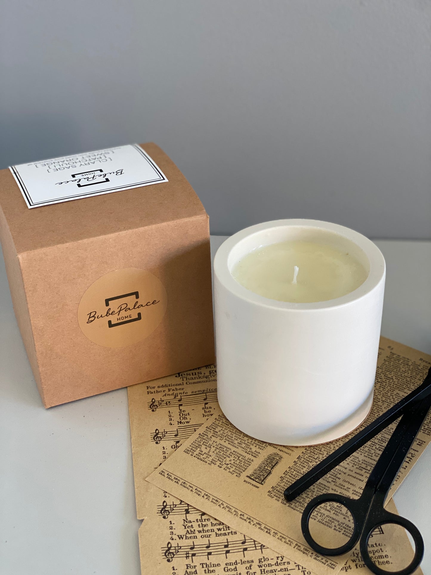 Simple Round Scented Container Candle