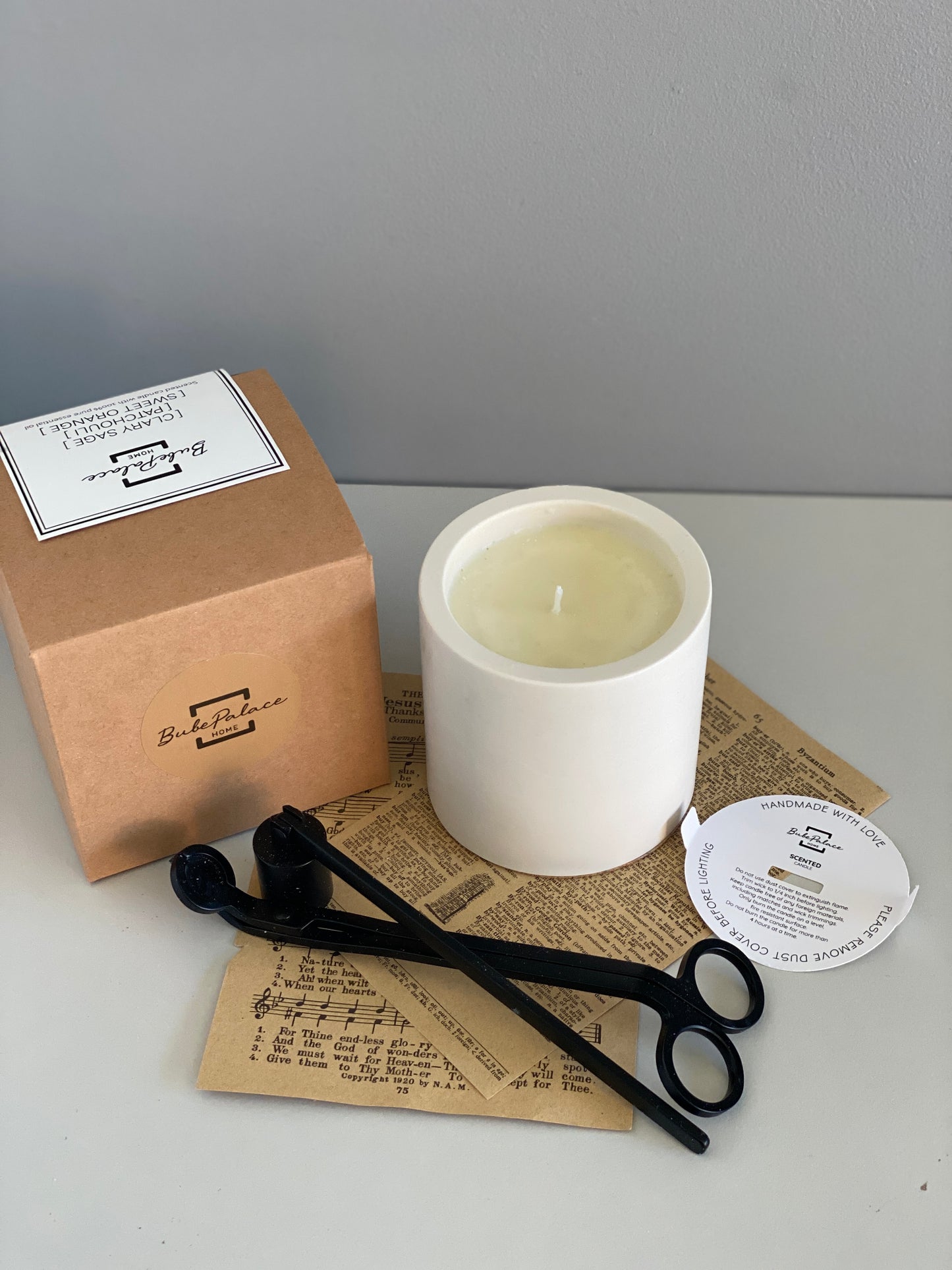 Simple Round Scented Container Candle