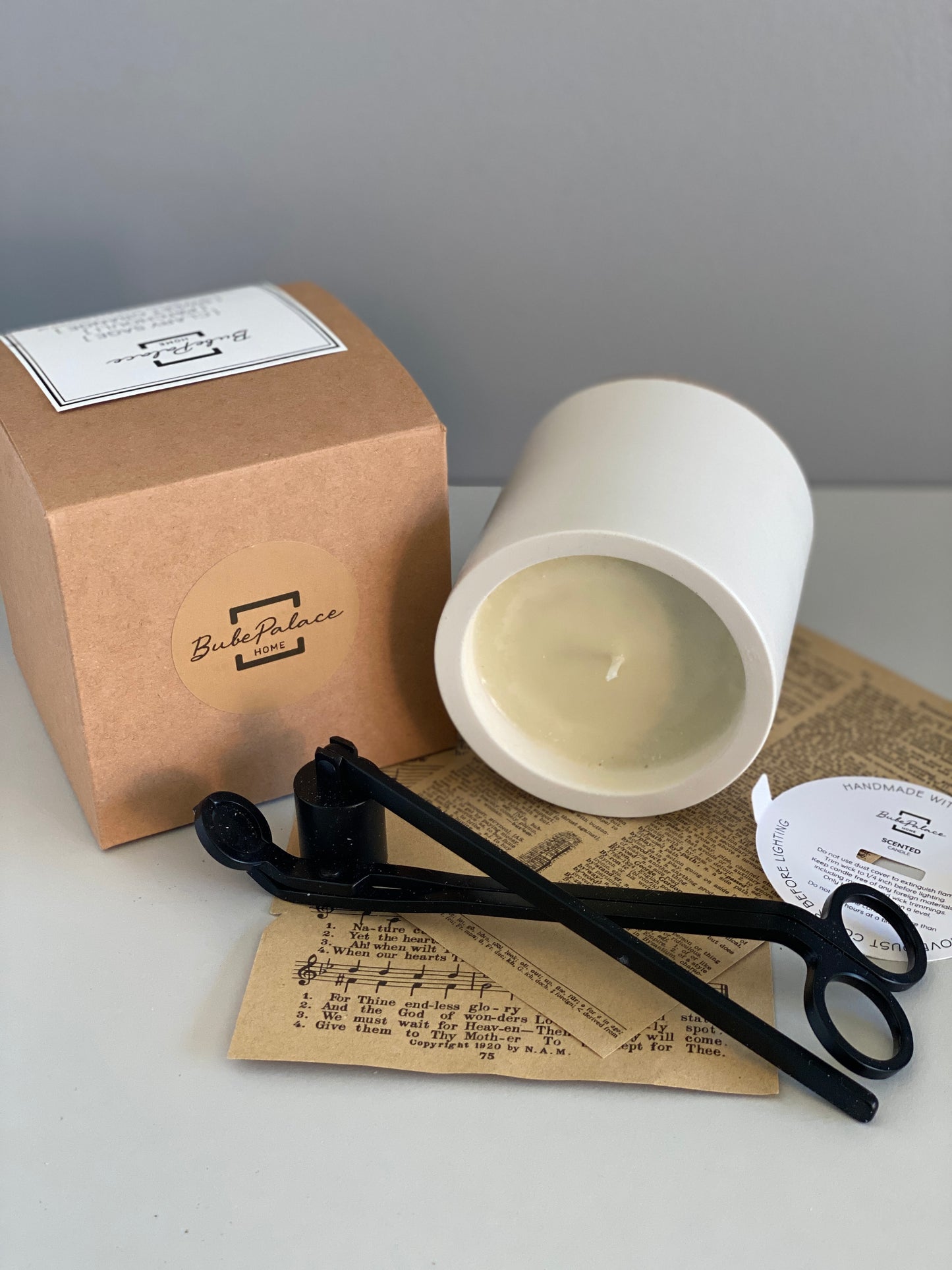 Simple Round Scented Container Candle