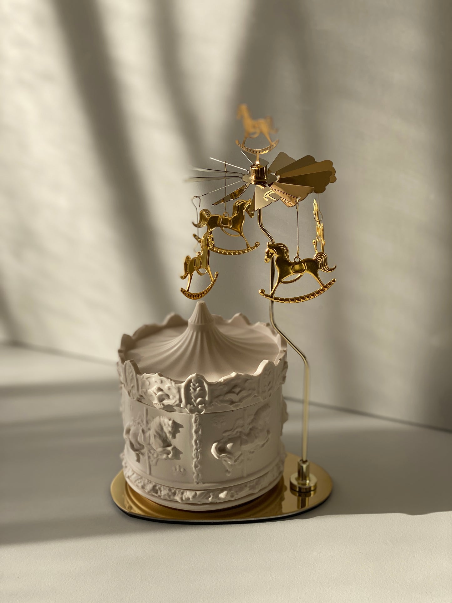 Handmade Carousel Soy Wax Candle with Carousel Spinners Gift Set