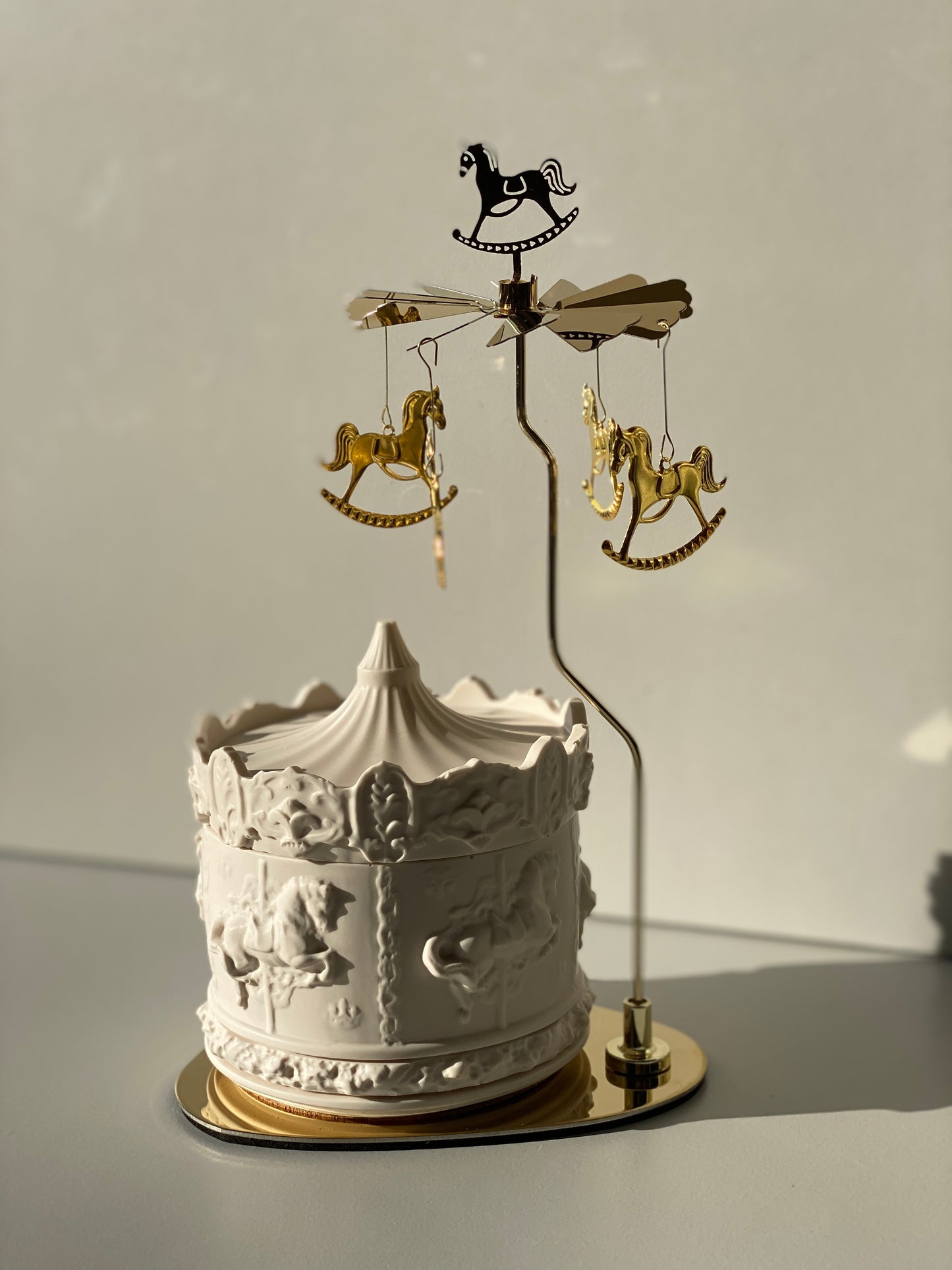Handmade Carousel Soy Wax Candle with Carousel Spinners Gift Set