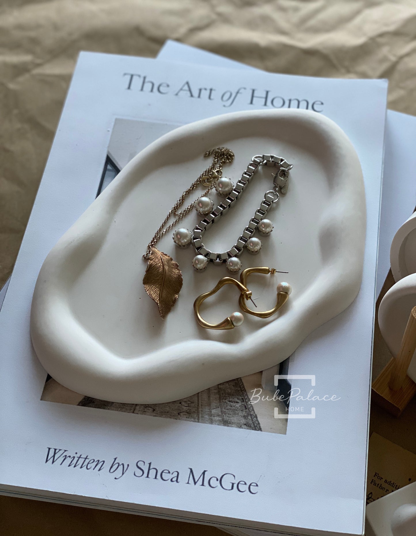 Large oval cloud shape tray