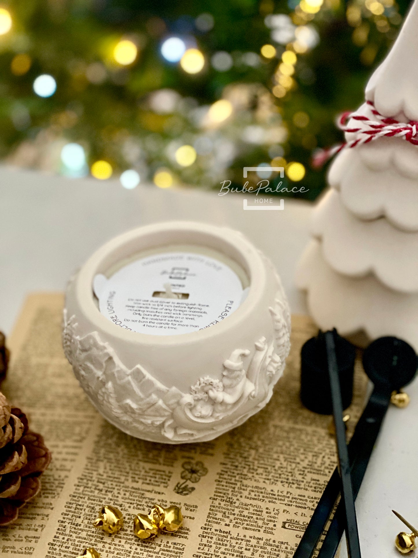 Christmas Embossed Santa & Landscape Container Scented Candle