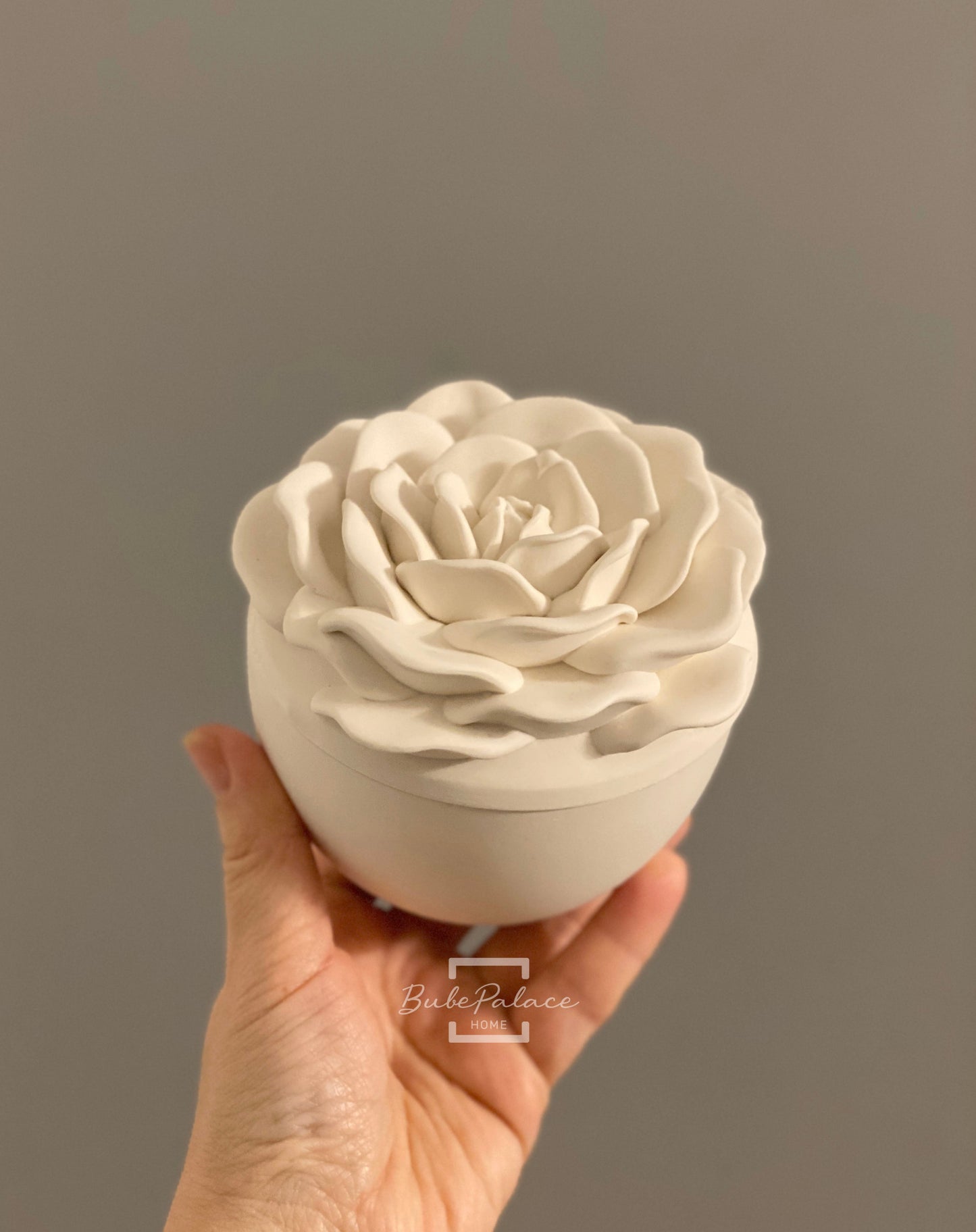 3D Rose scented candle jar with rose flower lid & candle refill