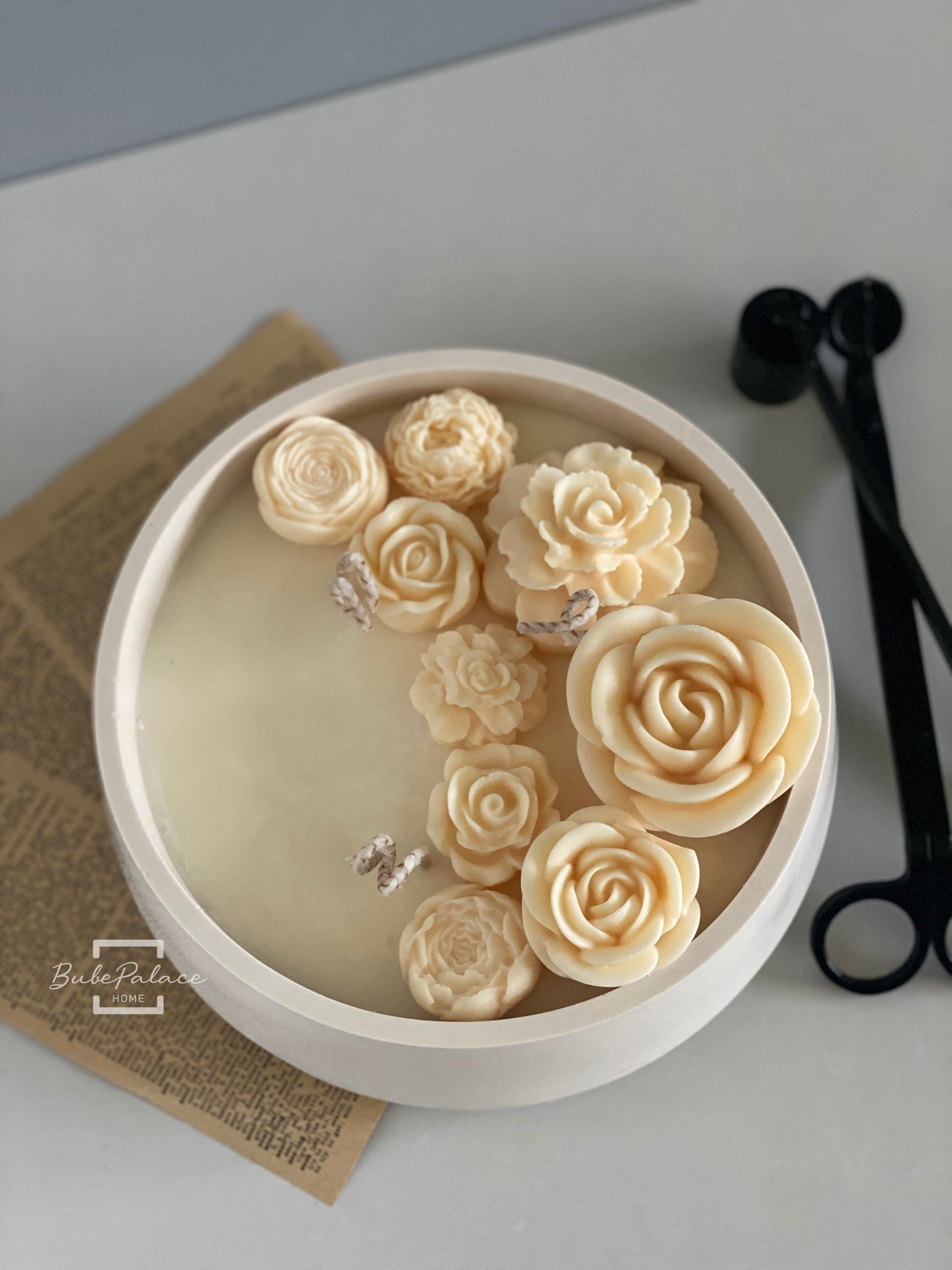 Handcrafted Large 3-Wick Round Botanical Soy Wax Candle