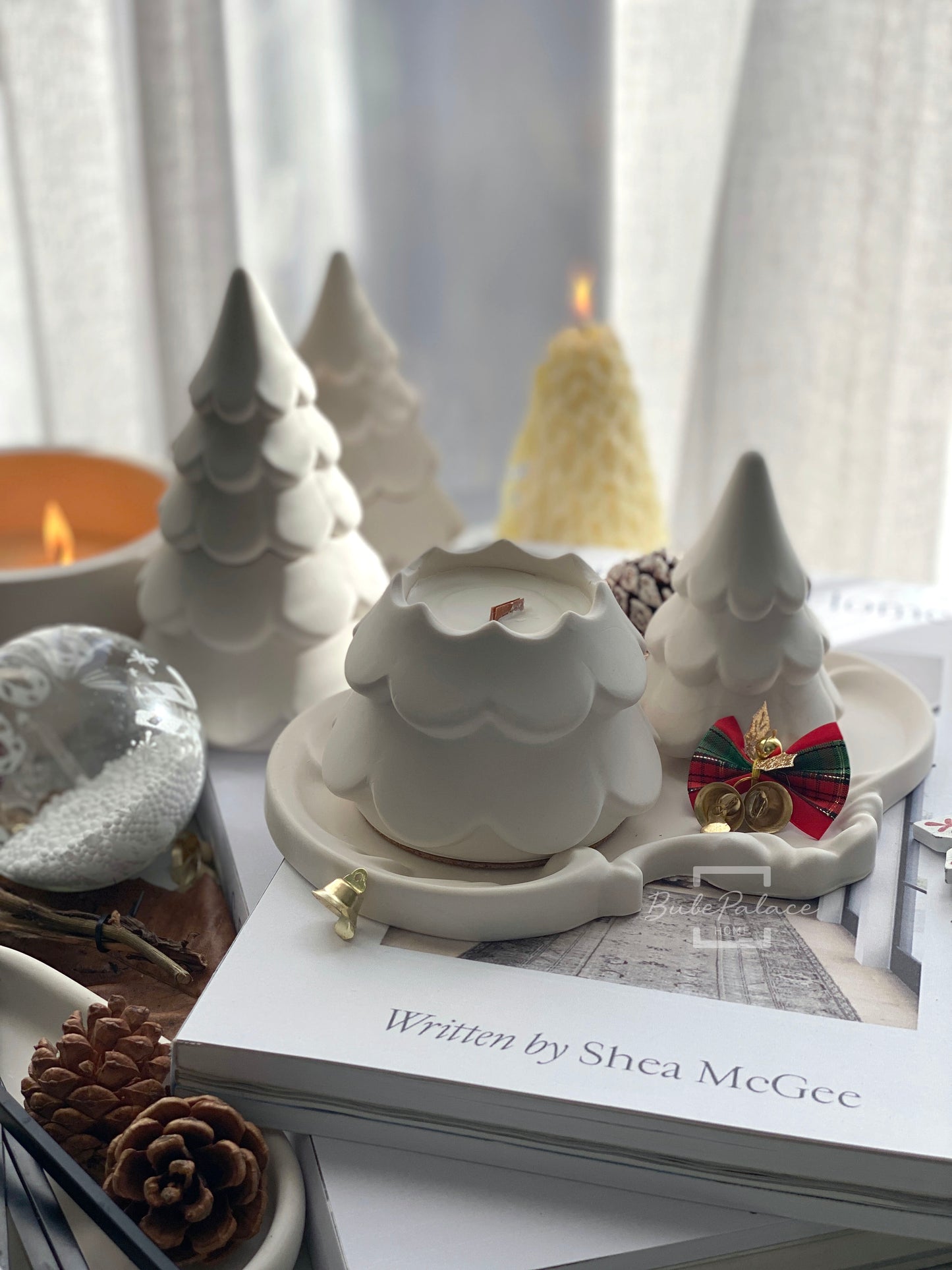 Christmas Tree-Shaped Candle with Lid