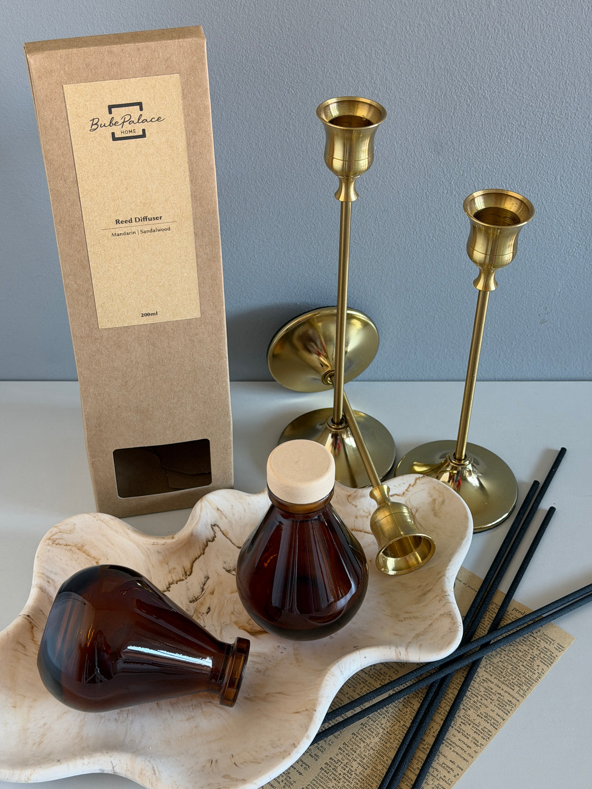 Highly scented luxury reed diffuser with teardrop amber glass bottle | 100ml