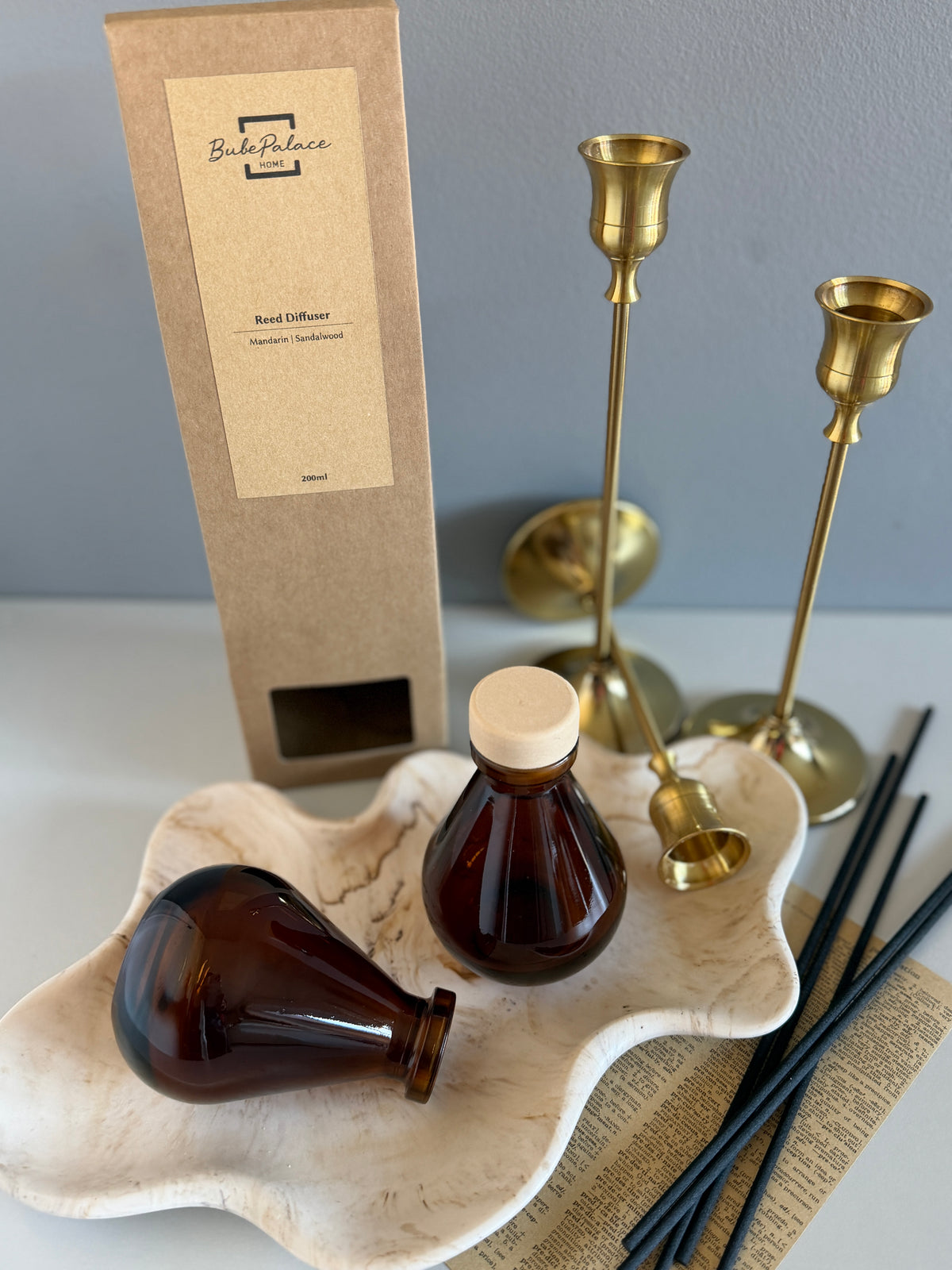 Highly scented luxury reed diffuser with teardrop amber glass bottle | 100ml